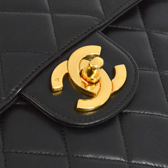 CHANEL Black Lambskin Jumbo Classic Flap Shoulder Bag 181634 - Picture 3 of 10